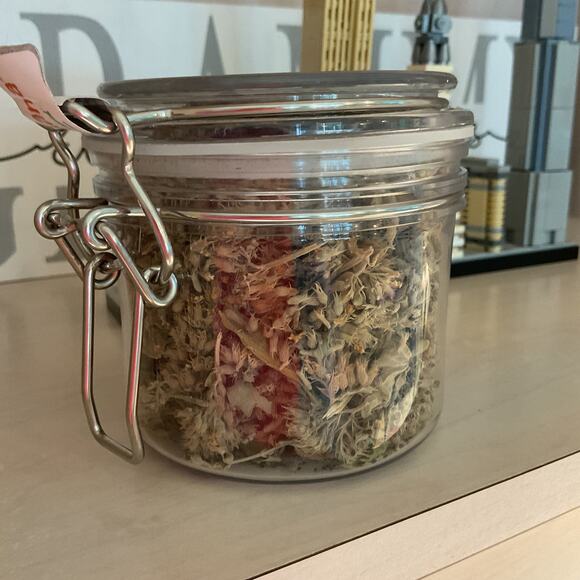 Meowijuana Catnip Purple Passion Small Jar NEW - Picture 4 of 6